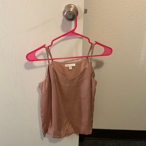Light Pink tank top. Great condition. Size M. Brand: Prologue